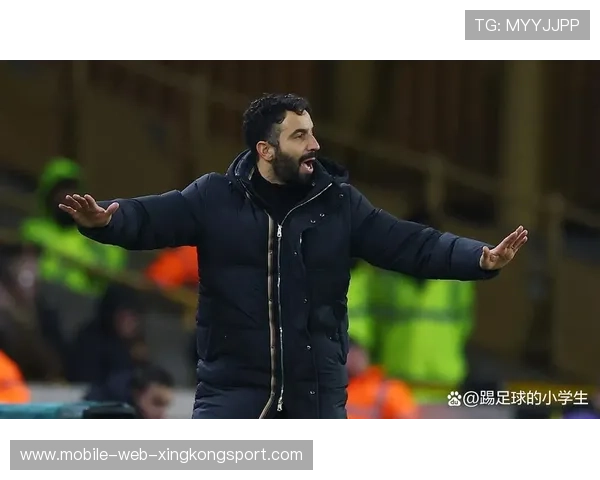 老特拉福德站在关键节点，曼联迎来重要抉择时刻